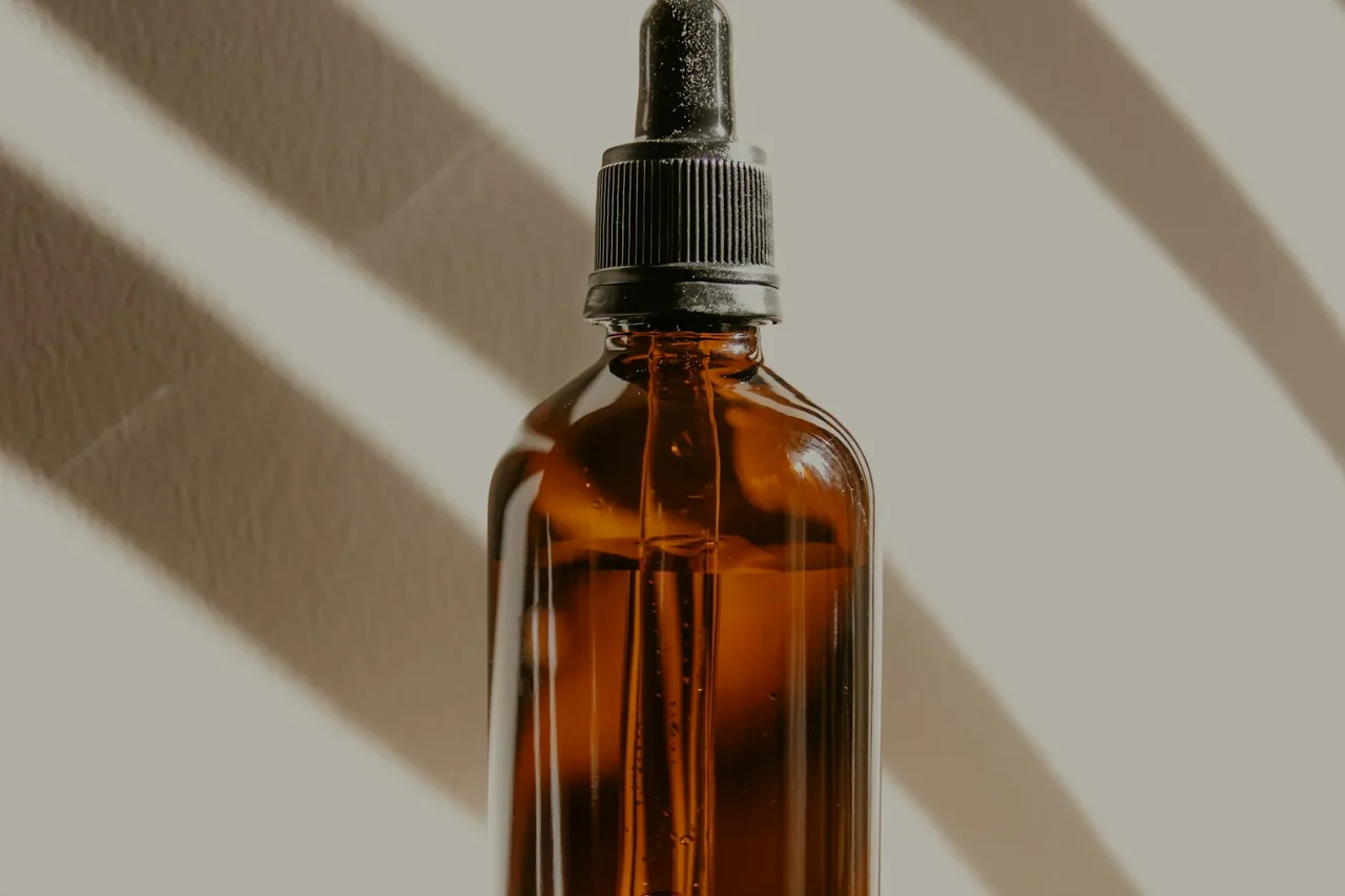 Unique thumbnail for Indica vs Sativa: Why the Labels Don’t Tell the Whole Story
