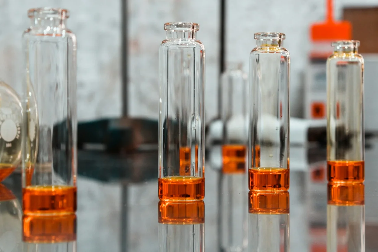 Unique thumbnail for Indica vs Sativa: Why the Labels Don’t Tell the Whole Story